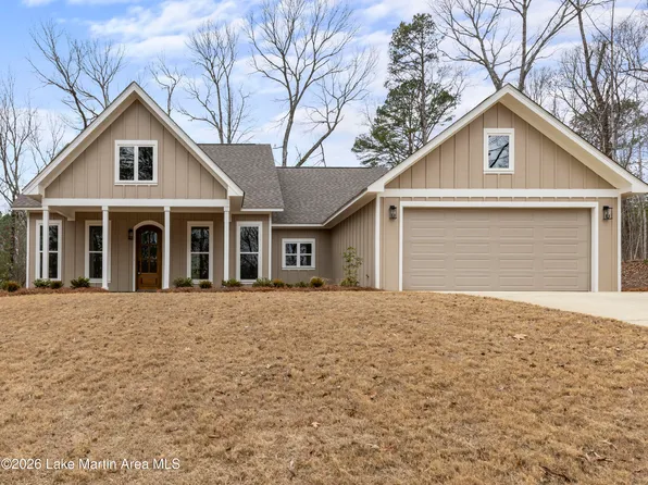 384 Palmer Dr, Dadeville, AL 36853