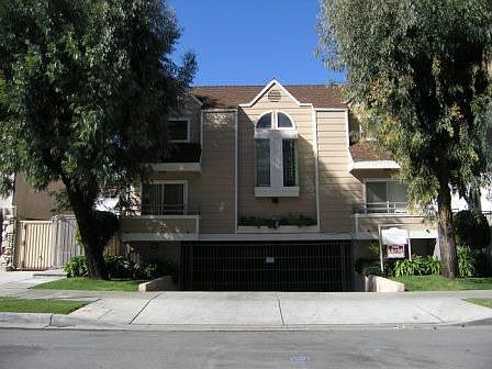 Private Townhome Complex