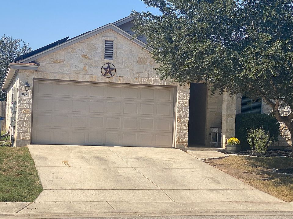 1st image of 793 Great Oaks Dr