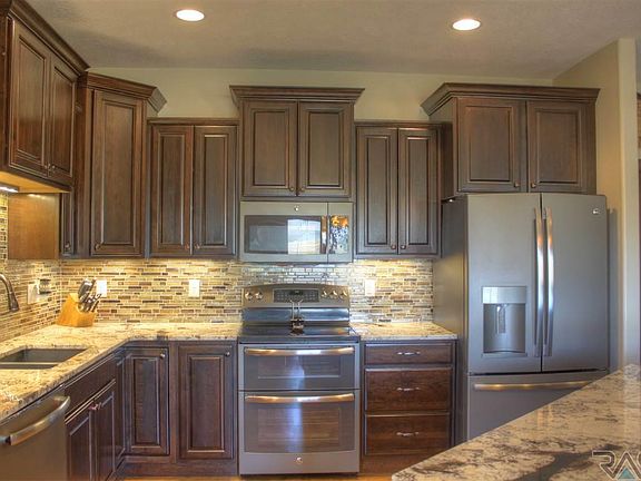 4th image of 2808 W Leighton Cir