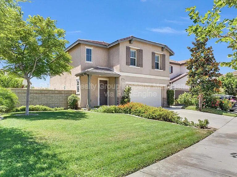 12167 Chutes Ct — Photo 2