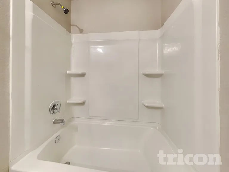 2910 Lavender Mdw — Photo 17