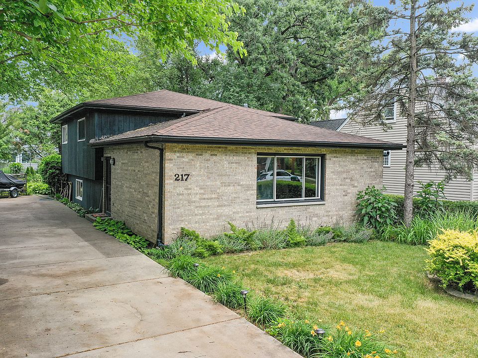 217 N Bonnie Brae Ave, Elmhurst, IL 60126 MLS 11806898 Zillow