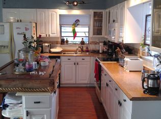 492 Beach Rd, Tavernier, FL 33070