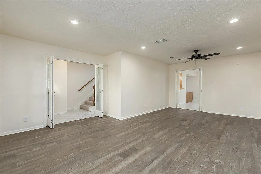 3 bed, 2.5 bath, 1872 sqft, $1,650 — Photo 3