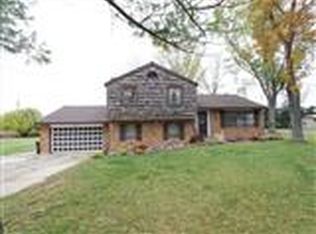 8621 Crestway Dr, Clayton, OH 45315