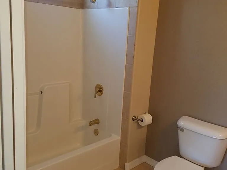 6508 Wellington Dr — Photo 16