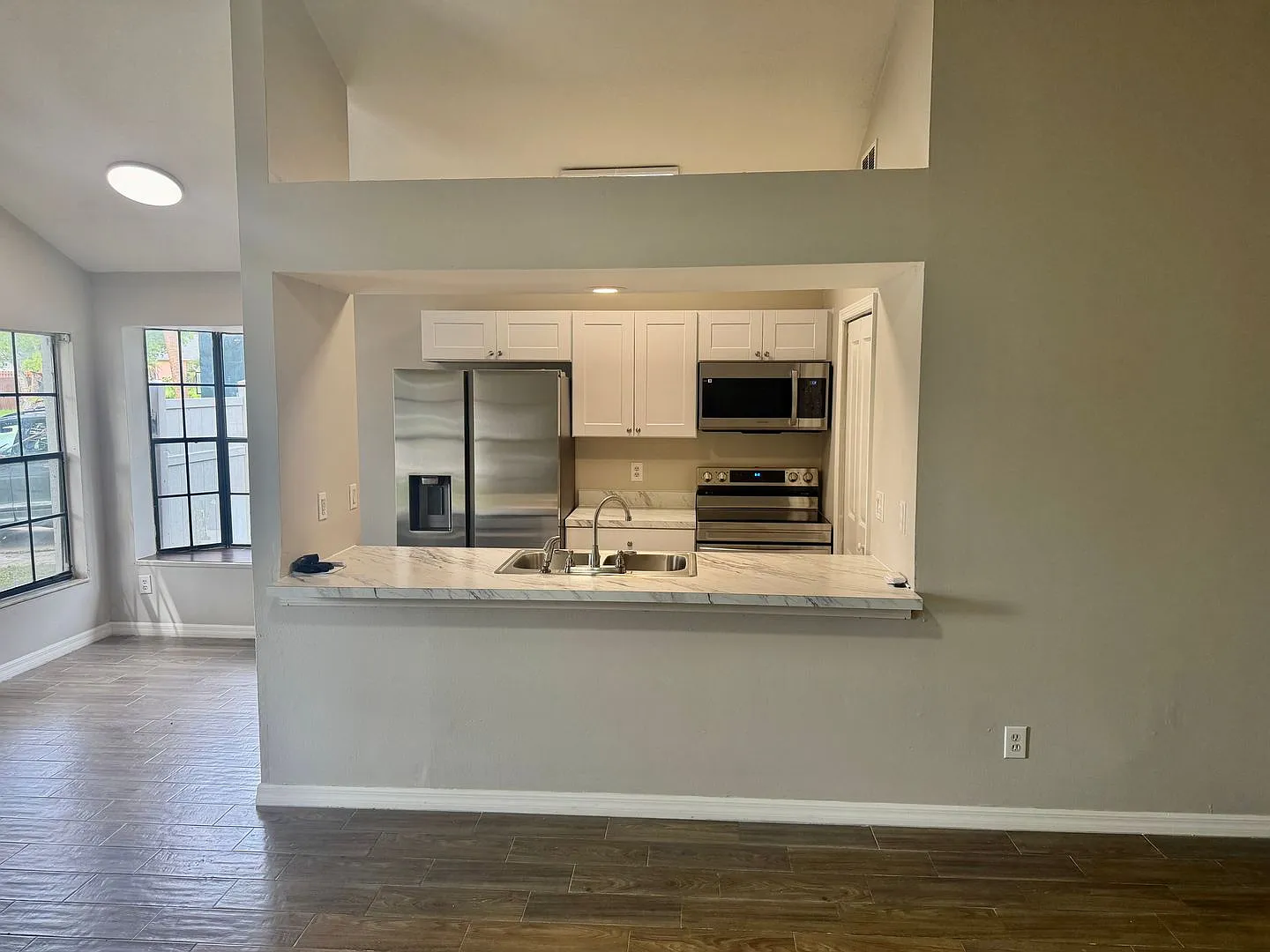 Completely Renovated 3/2 Located in Quiet Palm Harbor Community — Photo 3