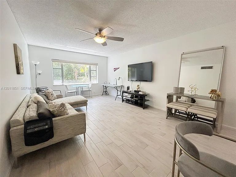 5840 NE 22nd Way #728 — Photo 8