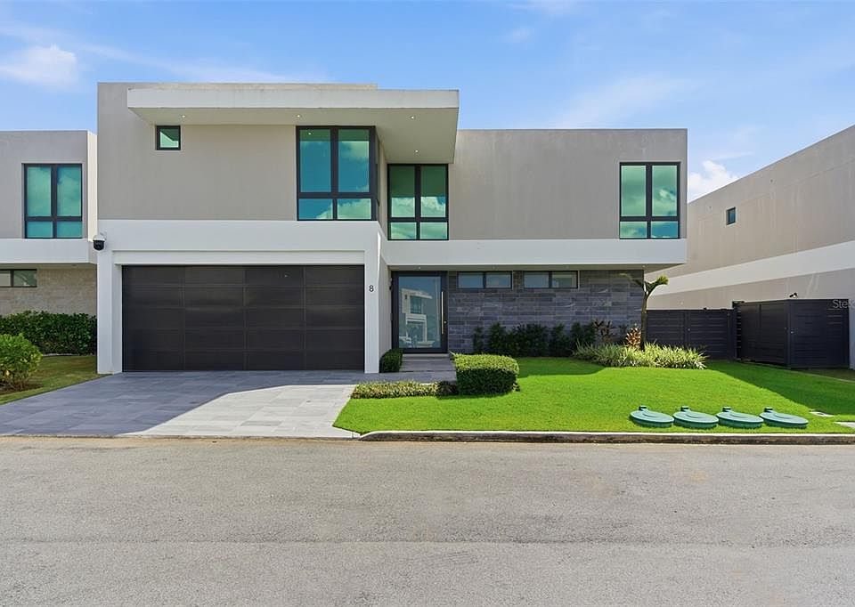 1st image of 8 Acacia