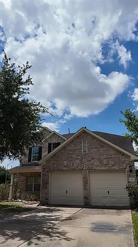 20511 Raincrest Dr Photo 1