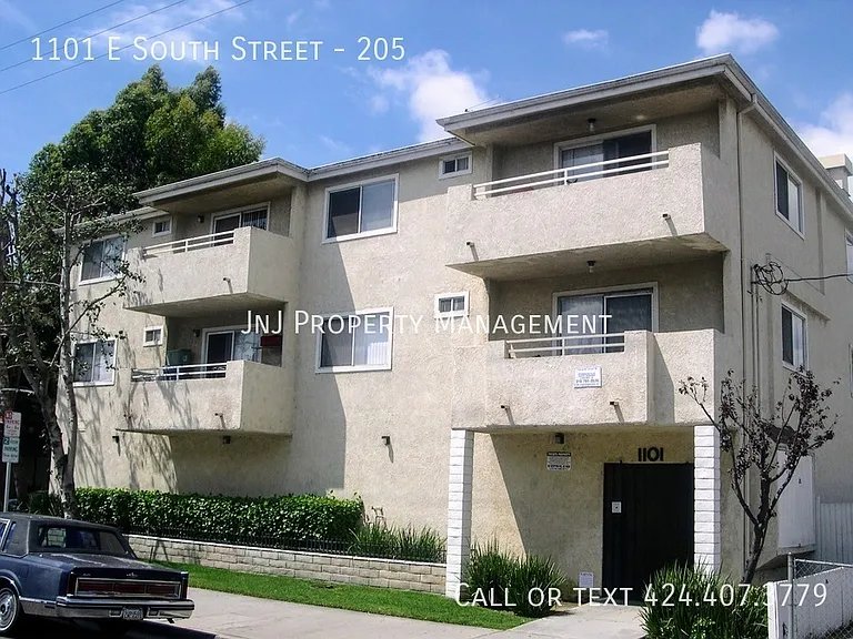 1101 E South St #205 — Photo 19