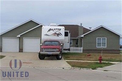 2nd image of 505 Colfax Ct