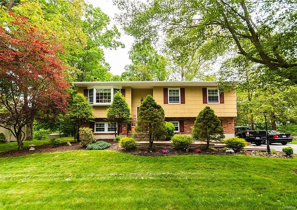 1st image of 5 Fredrick Dr