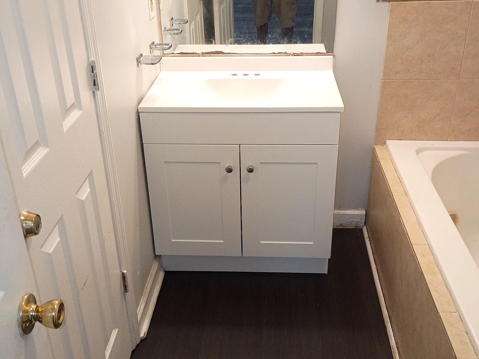 4 bed, 1450 sqft, $1,300 — Photo 1