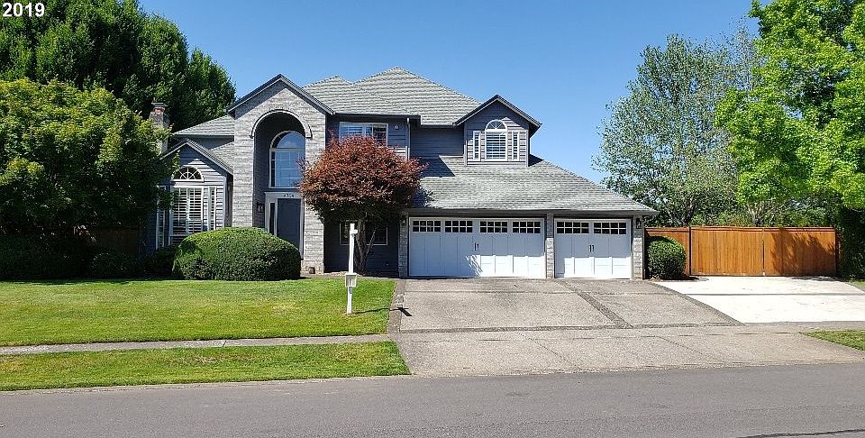 1st image of 4708 NE 140th Cir