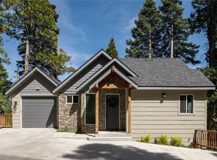 388 Primrose Cir, Lake Arrowhead, CA 92352