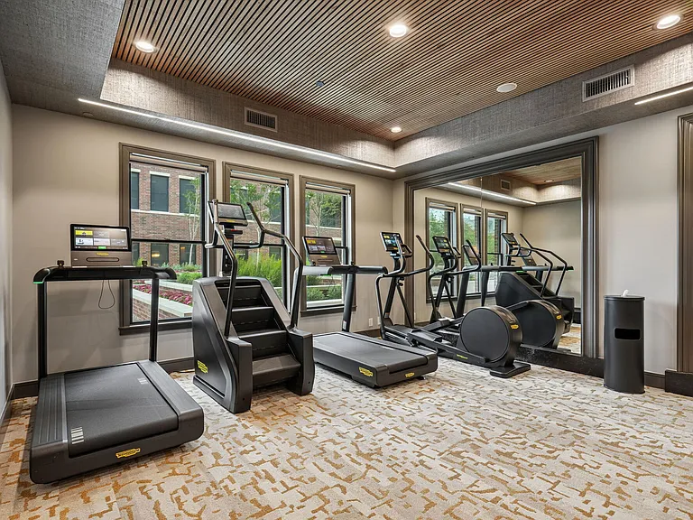 Residences at Southlake — Photo 7