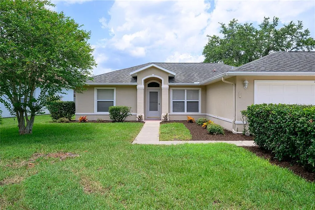 3 bed, 2.0 bath, 1472 sqft, $2,700 — Photo 2