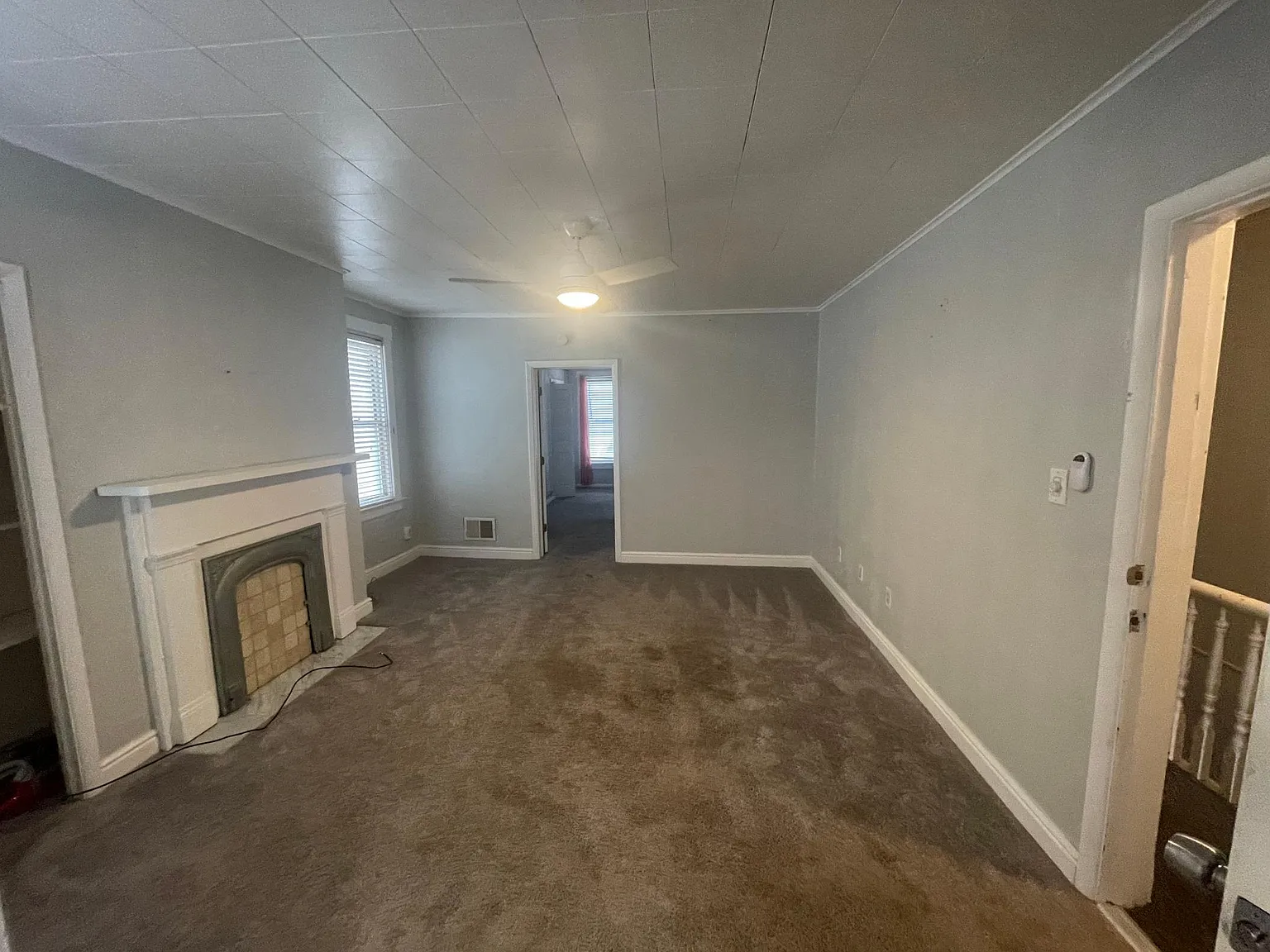 219 Clifton Ave APT 2 photo 1