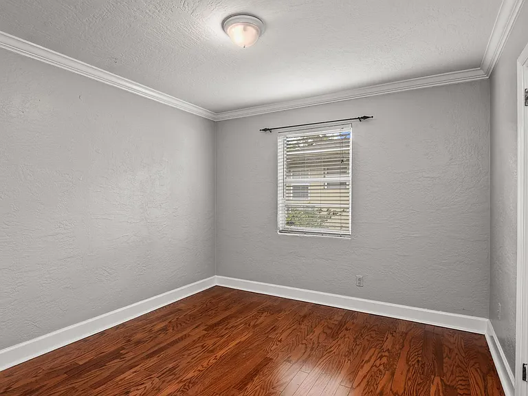 2607 Elizabeth Ave — Photo 22