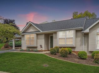 7238 Cherry Blossom Cir, Roanoke, VA 24019