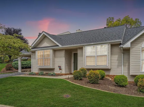 7238 Cherry Blossom Cir, Roanoke, VA 24019