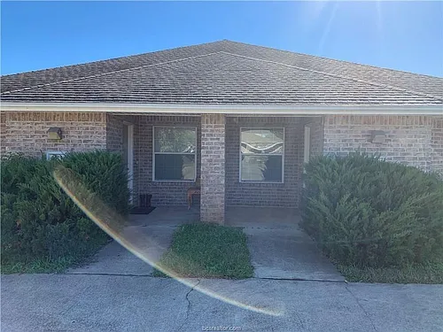 3615 Oldenburg Ct Photo 1
