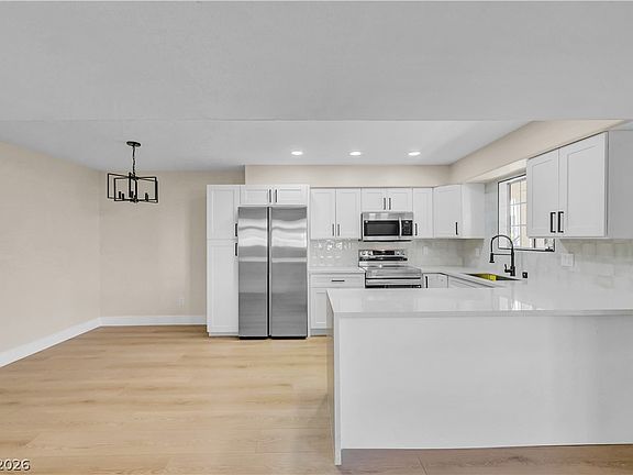 2nd image of 2725 S Nellis Blvd Unit 1077