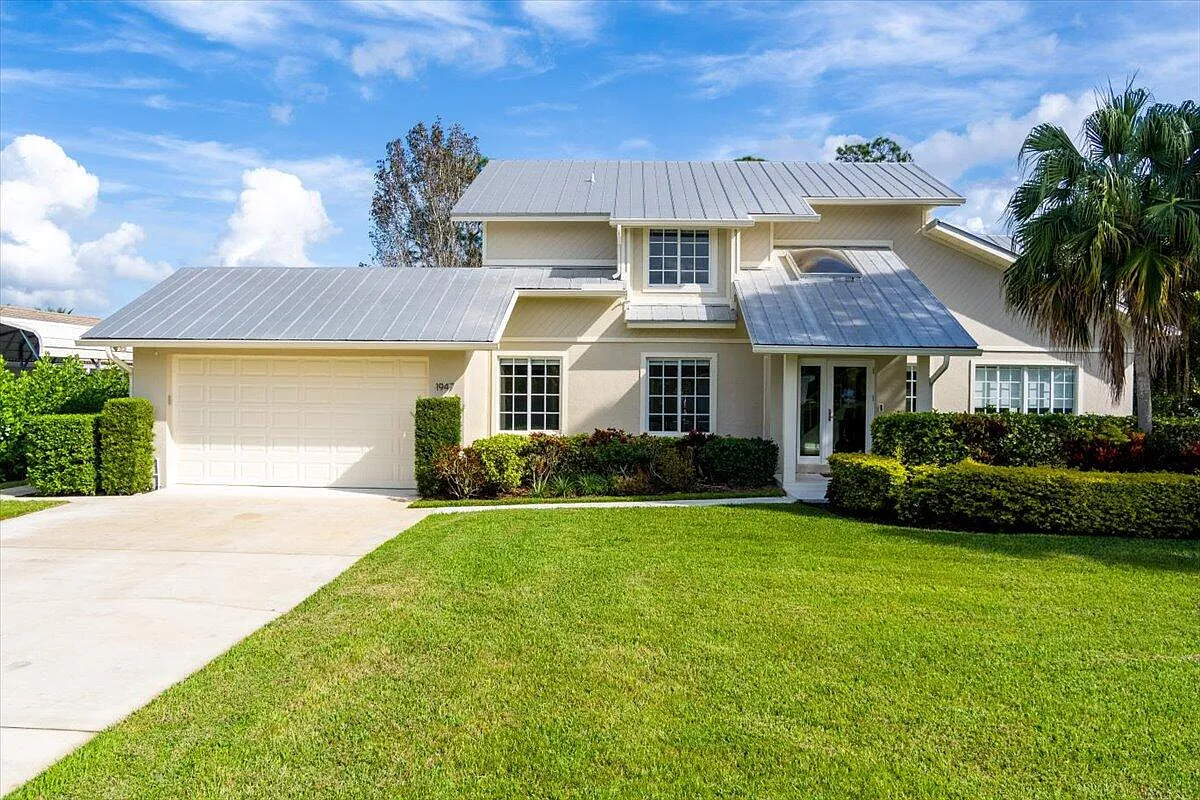 4 bed, 3.0 bath, 2768 sqft, $8,500 — Photo 1