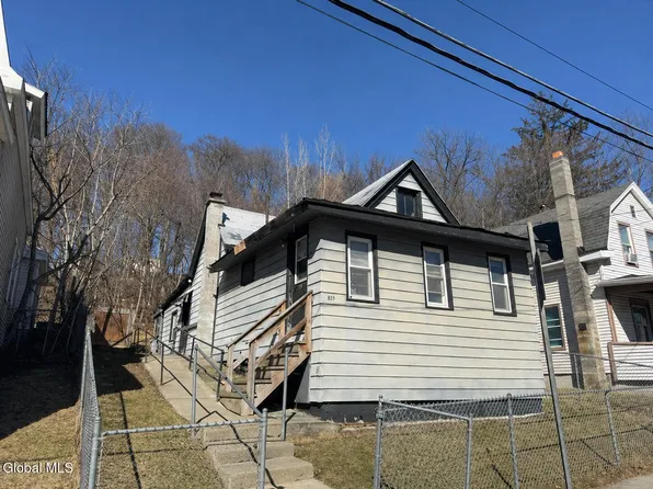 839 5th Street, Rensselaer, NY 12144
