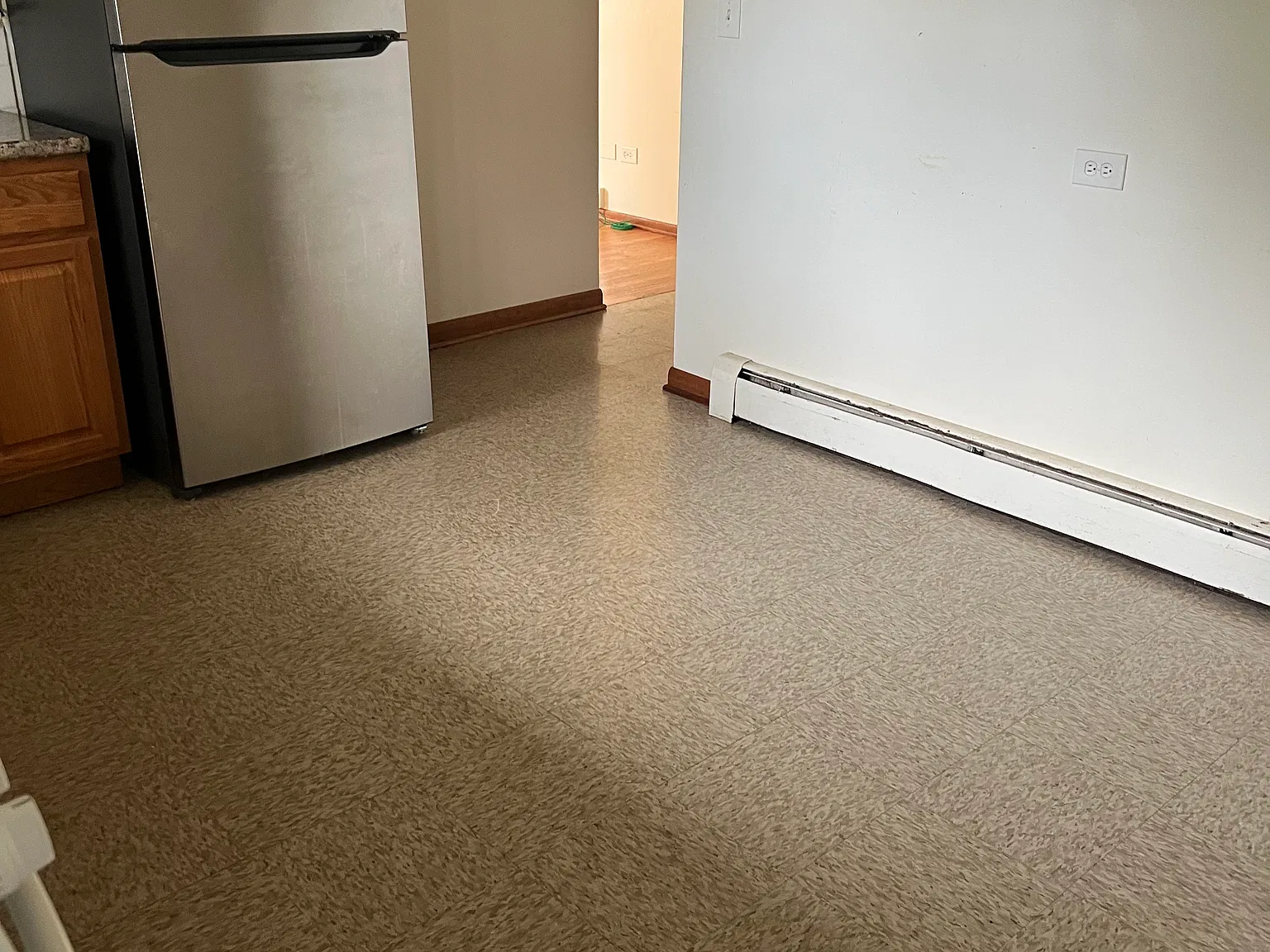 1 bed, 750 sqft, $1,250 — Photo 2