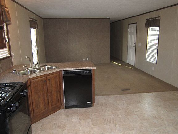 5th image of 5001 South Ave Lot 67