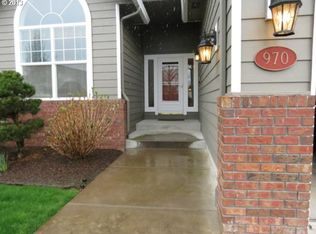 970 66th Pl, Springfield, OR 97478