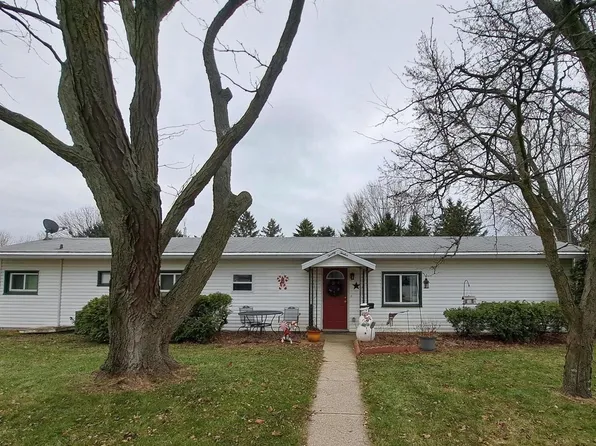 2012 Edgeview Drive, Monroe, WI 53566