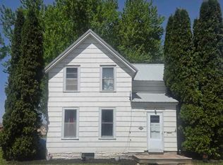 391 W Franklin St, Wells, MN 56097