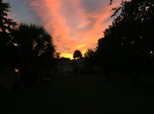 71 Golfview Rd, Rotonda West, FL 33947