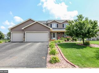 127 Longspur Ln, Hastings, MN 55033