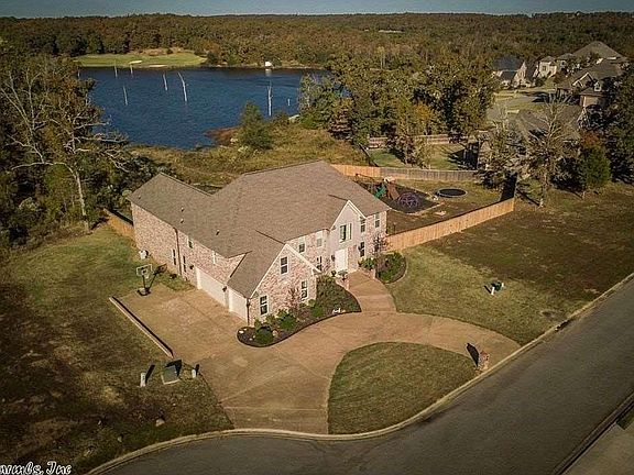 5th image of 812 Mystery Lake Dr