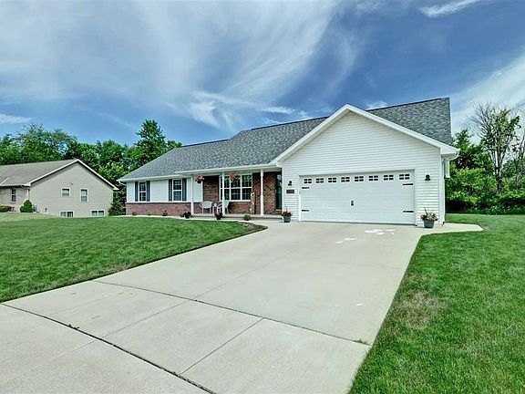 2nd image of 1956 N Cross Creek Cir