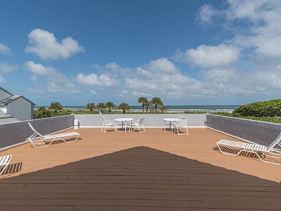4th image of 407 Ocean Park Ln