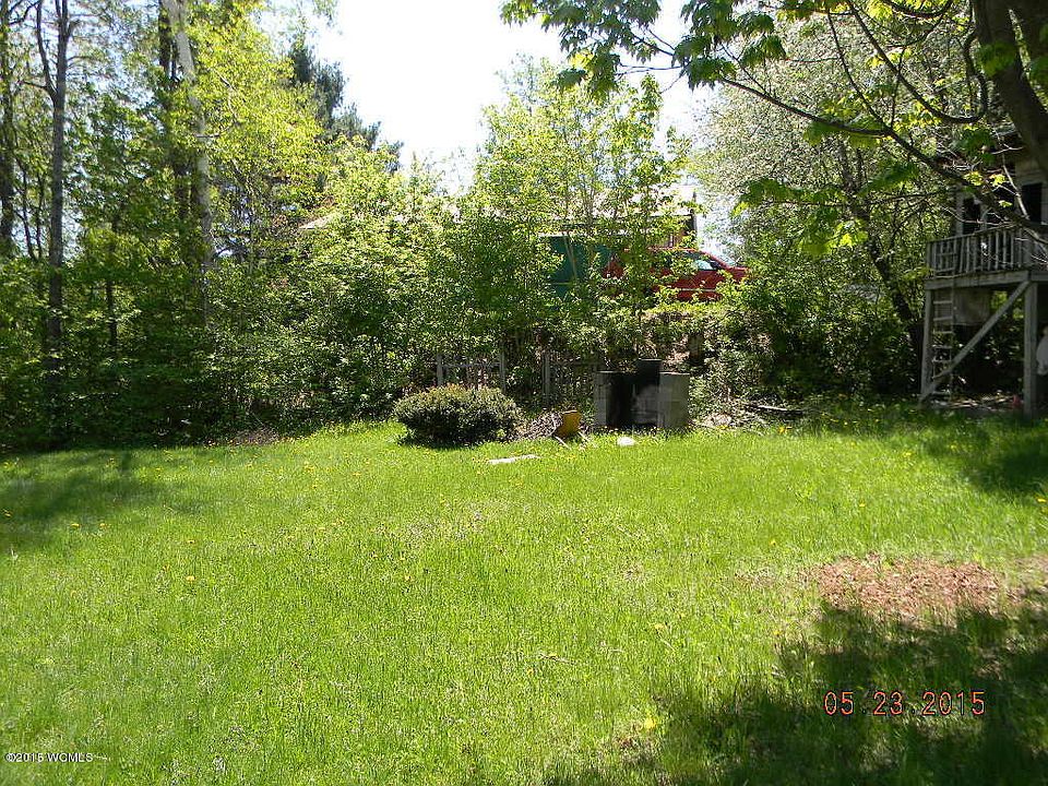 2nd image of 88 Balsam St