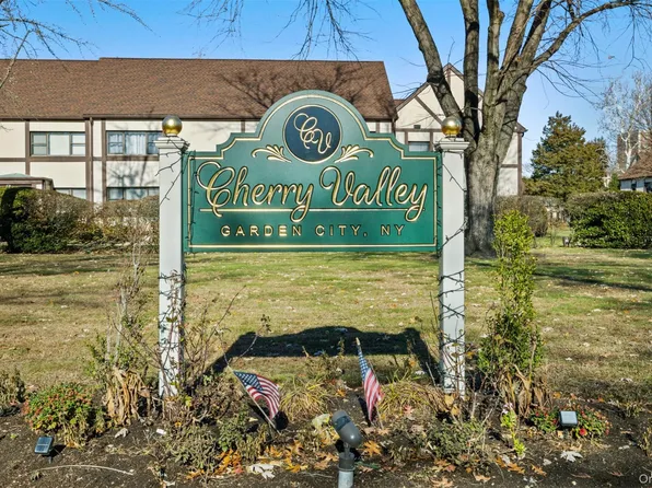 113 15th Street #1C, Garden City, NY 11530