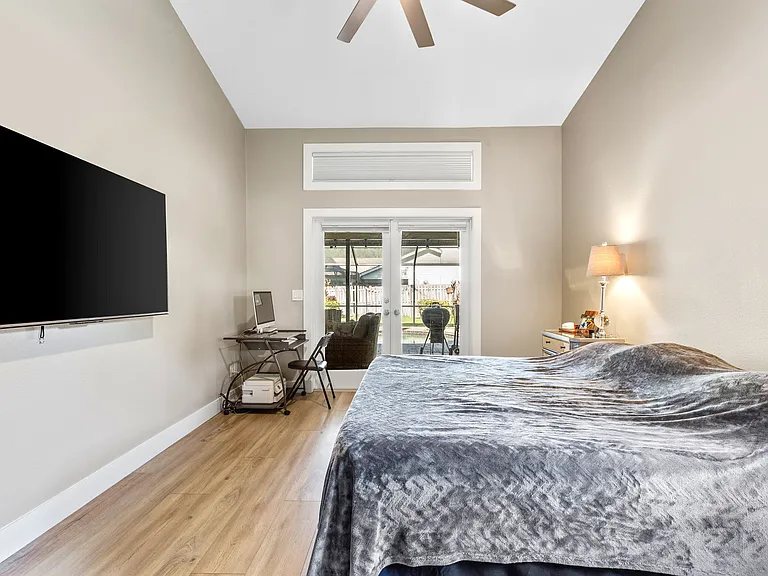 2757 Country Woods Ln — Photo 23