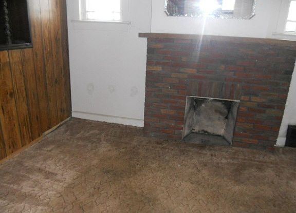 3rd image of 125 Boardman Blvd