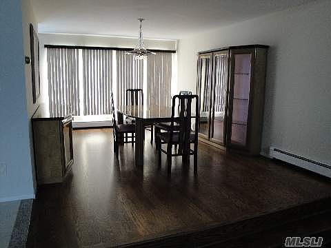 3rd image of 16217 90th St