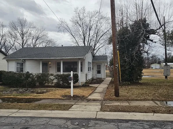 22 Dogwood Dr, Baltimore, MD 21220