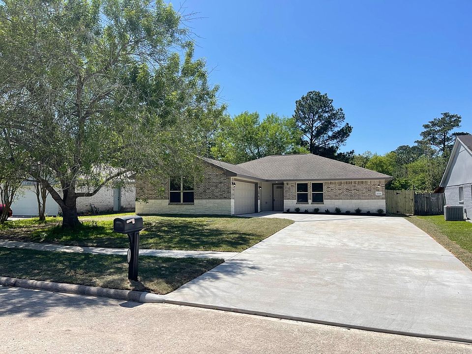 1st image of 16746 N Gleneagles Dr