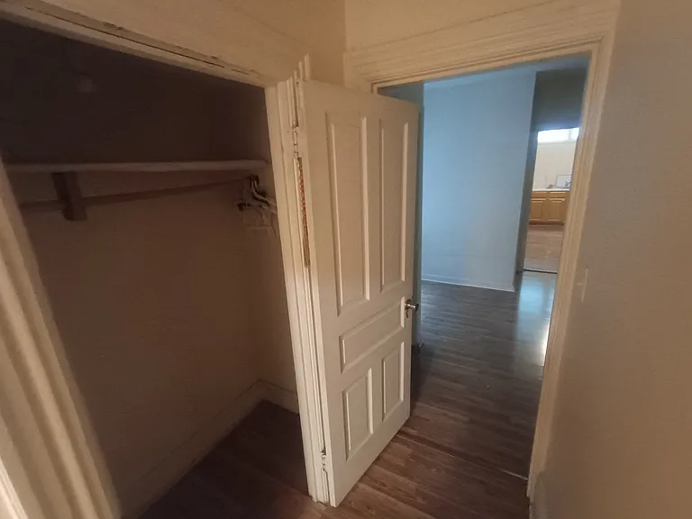 457 N 2nd St #1 — Photo 17