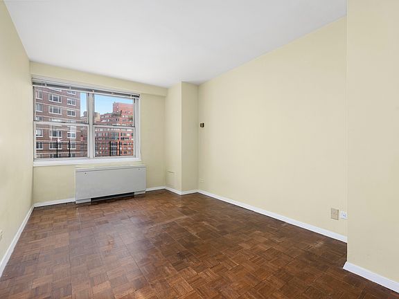 5th image of 155 W 68th St #17